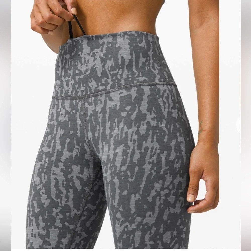 Lululemon Wunder Train High-Rise Crop 21